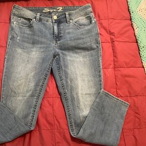 Seven7 Women's Mid Rise
Skinny Jeans